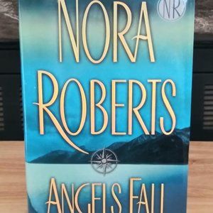 Nora Roberts - Angels Fall